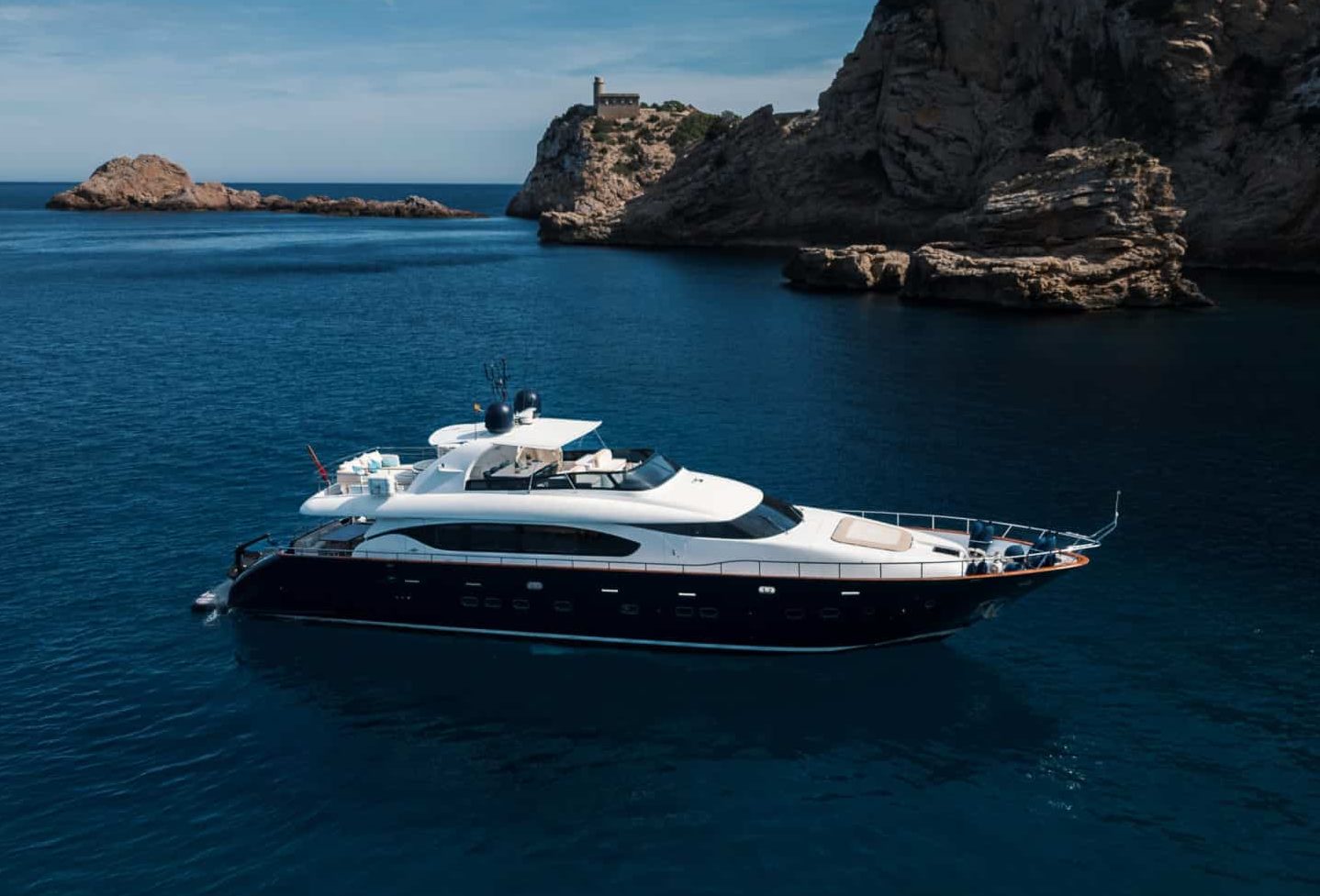 Maiora 99 Ibiza yacht