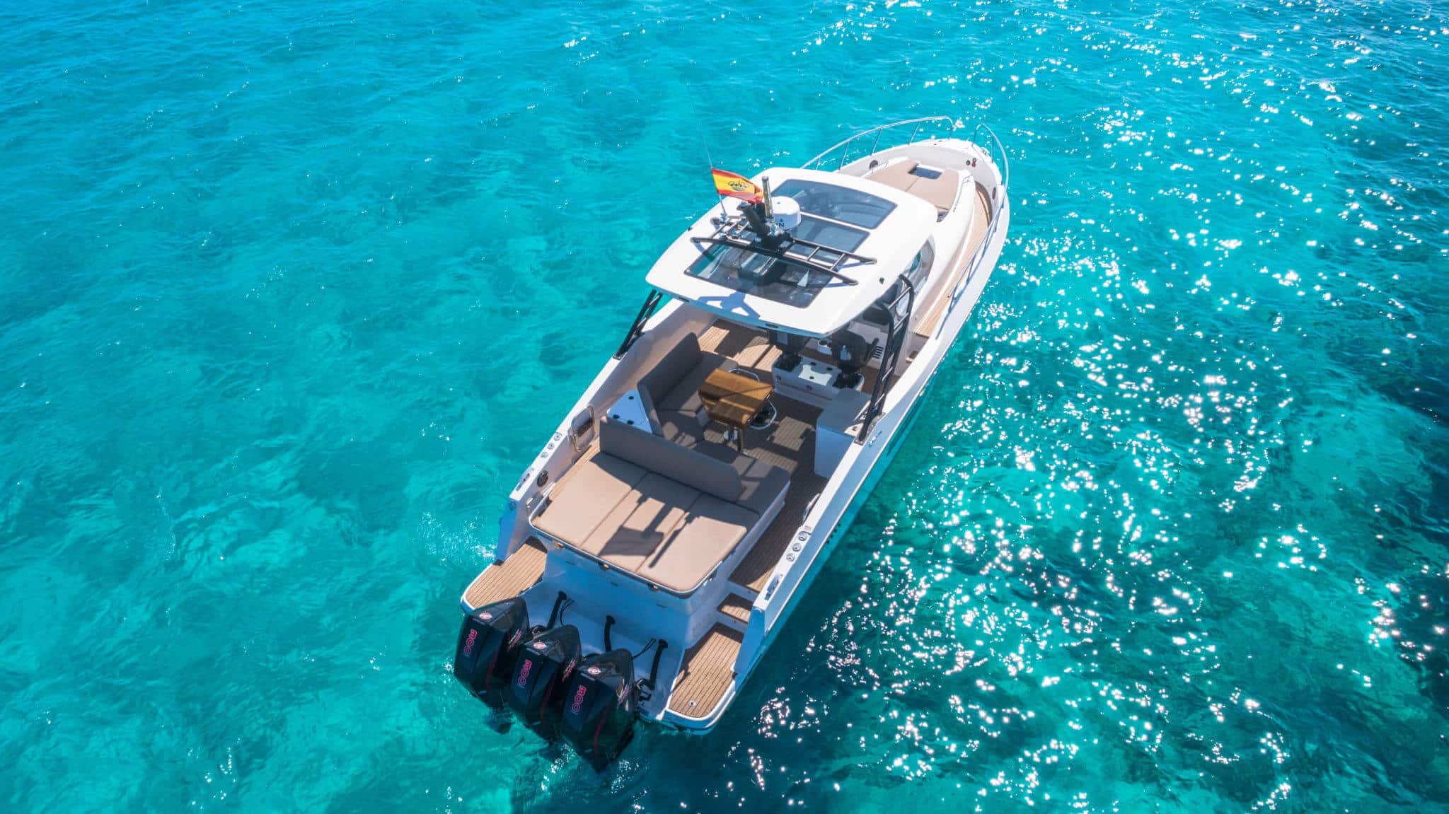 Oryx 38 - Ibiza Boats & Yachts Rental