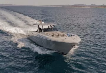 Canados 49 boat