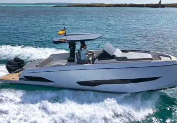 Cheap 12 people boat